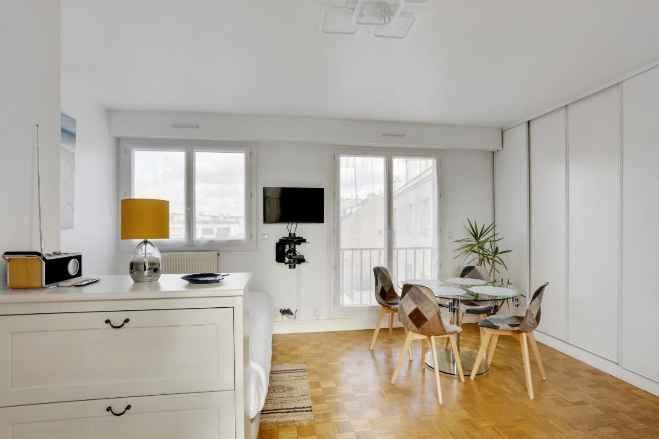 Le Nid Du Roi - Appartement Terrasse - Versailles Eksteriør billede